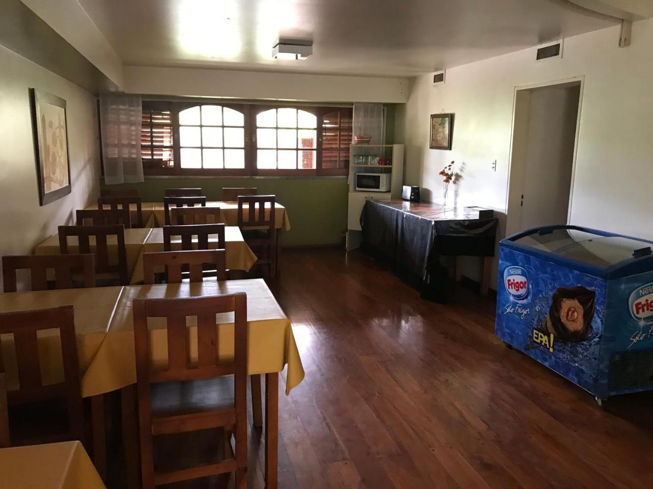 فندق Neuquénفي  La Casona Del Rio المظهر الخارجي الصورة